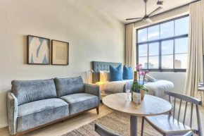 Central, Sunny East City Apt at The Harri w/ Views